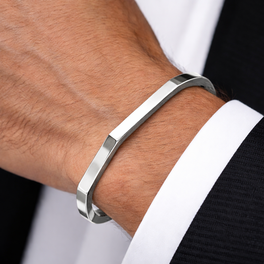 OCTA Bracelet Silver stilrent armband i silver för en minimalistisk look – AVLORA Jewelry